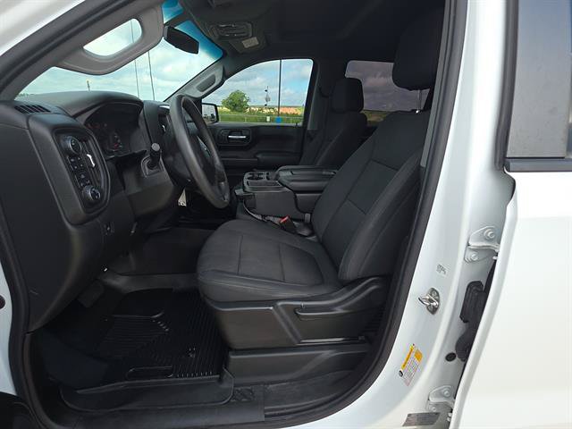 Used 2021 Chevrolet Silverado 1500 Custom Trail Boss w/ LPO, Dark Essentials Package AWD/4WD image 8