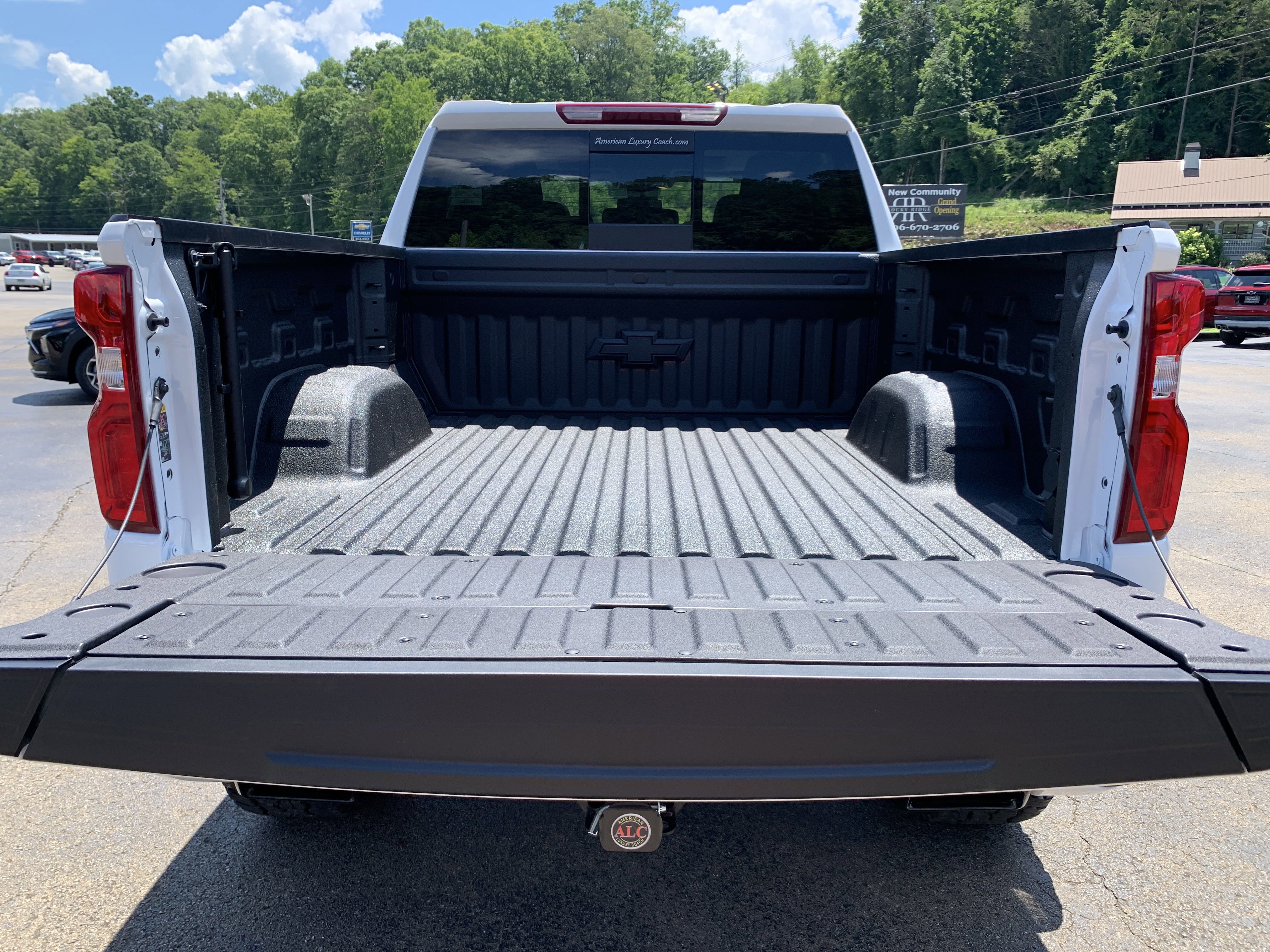 New 2025 Chevrolet Silverado 1500 RST image 28