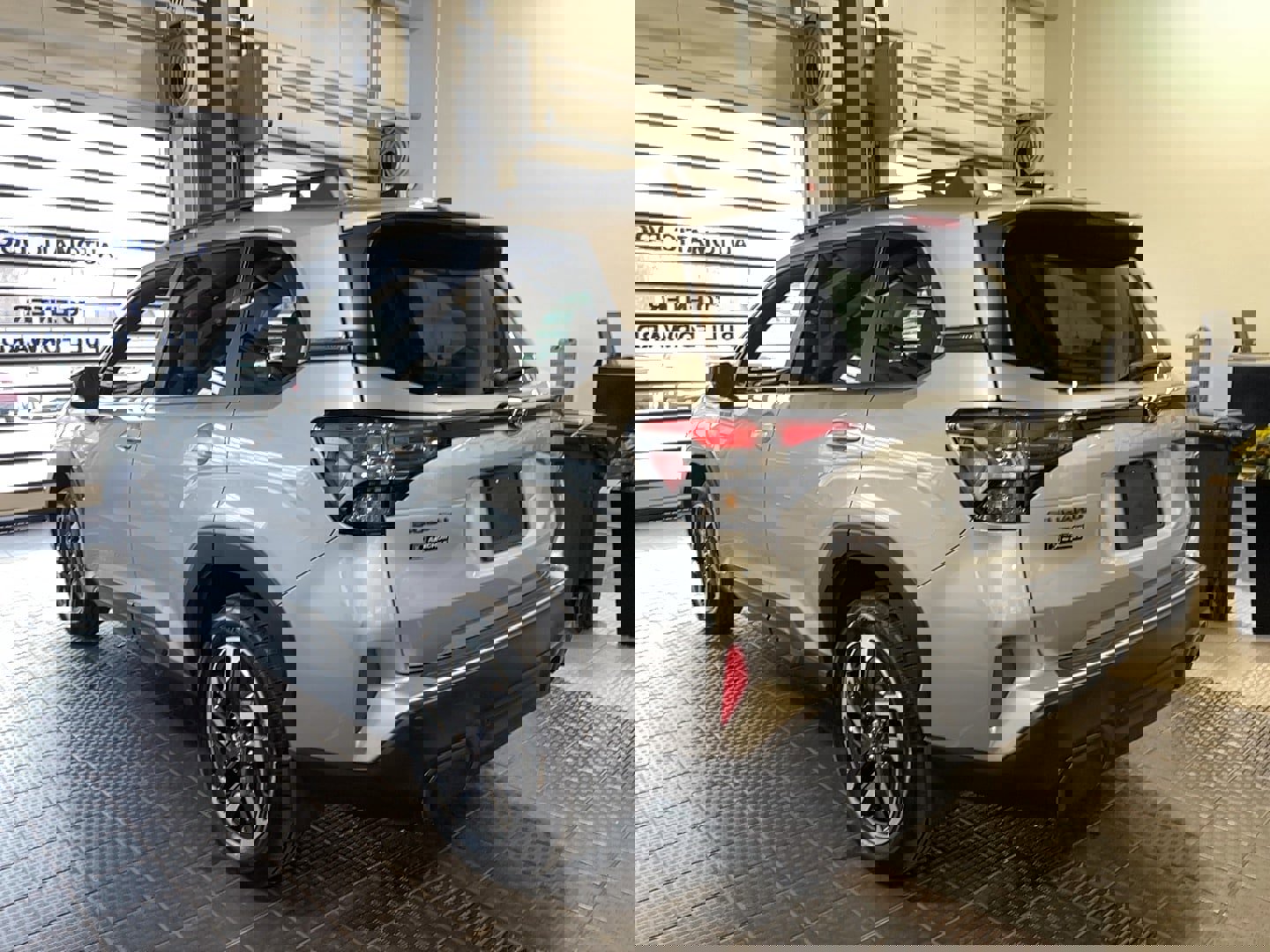 Used 2025 Subaru Forester Limited image 21