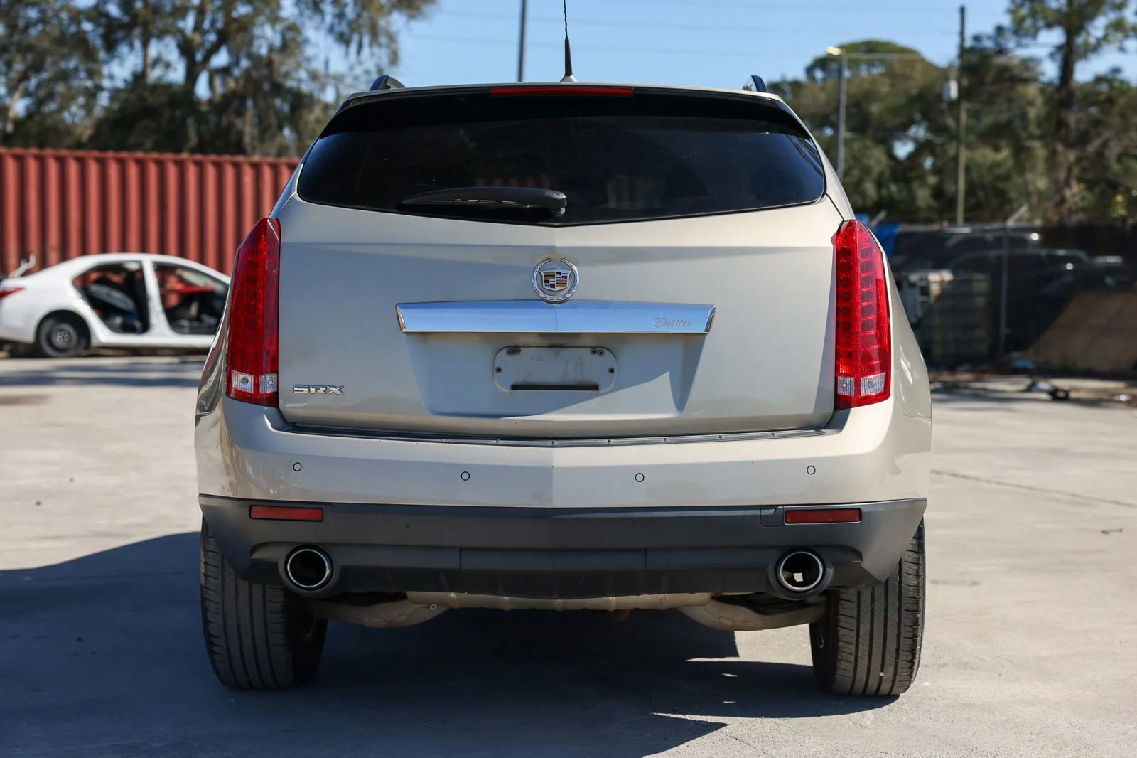 Used 2010 Cadillac SRX Luxury image 4