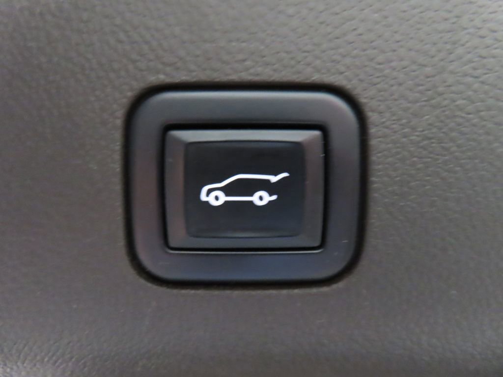 Used 2022 Cadillac Escalade Sport w/ Touring Package AWD/4WD image 51