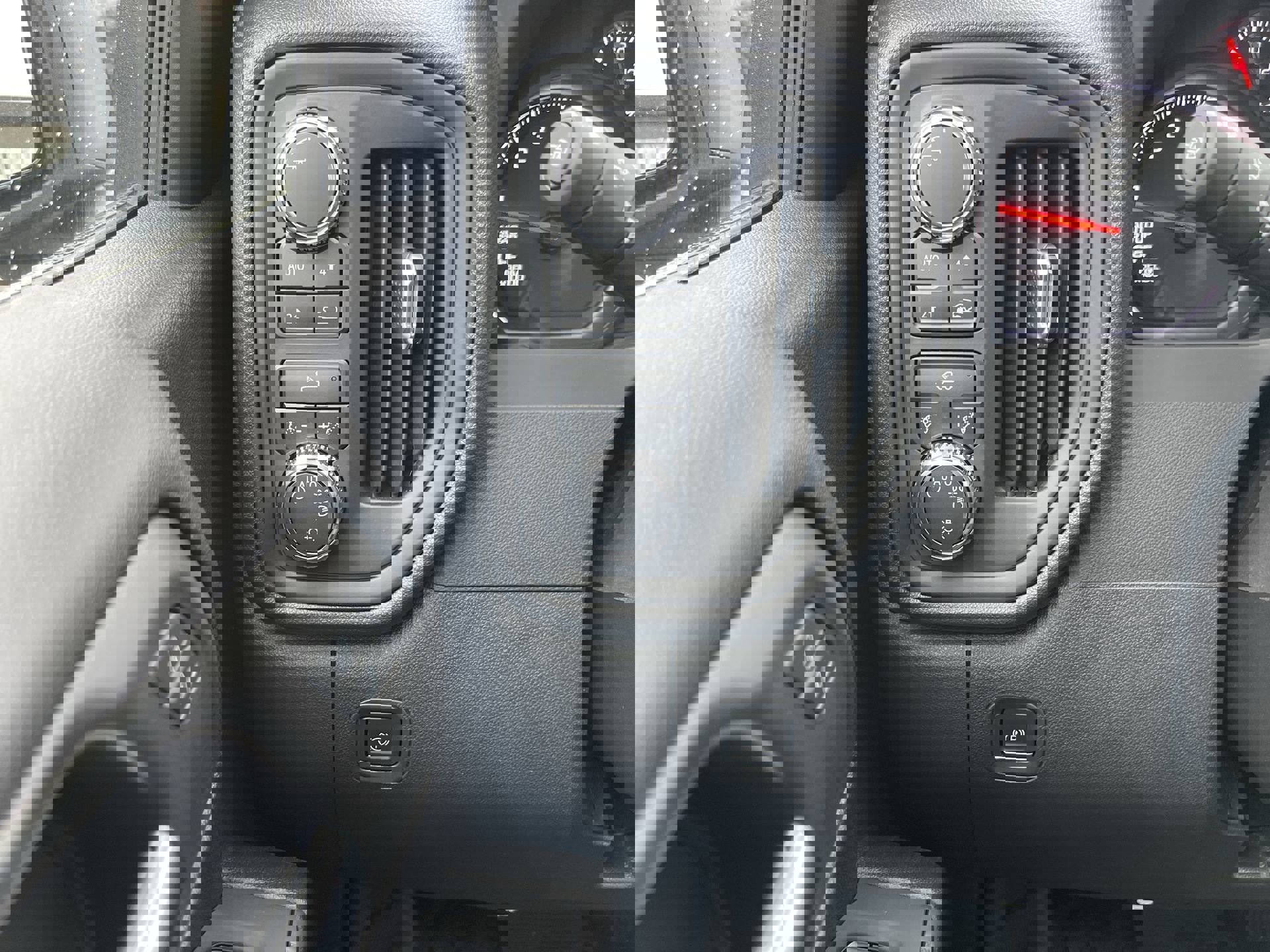 Used 2024 GMC Sierra 1500 Pro w/ Pro Value Package image 46