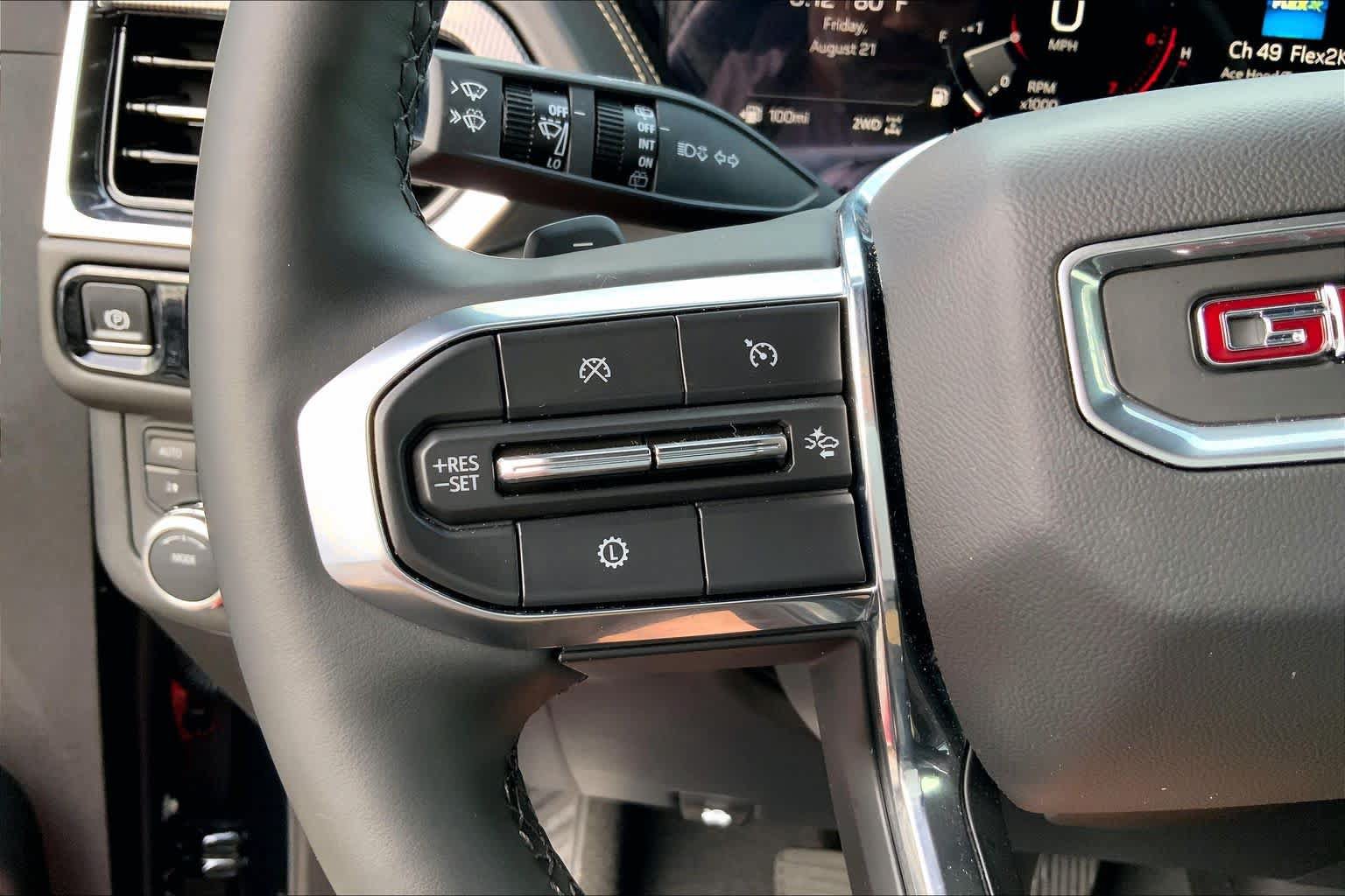 Used 2025 GMC Yukon Elevation AWD/4WD image 21