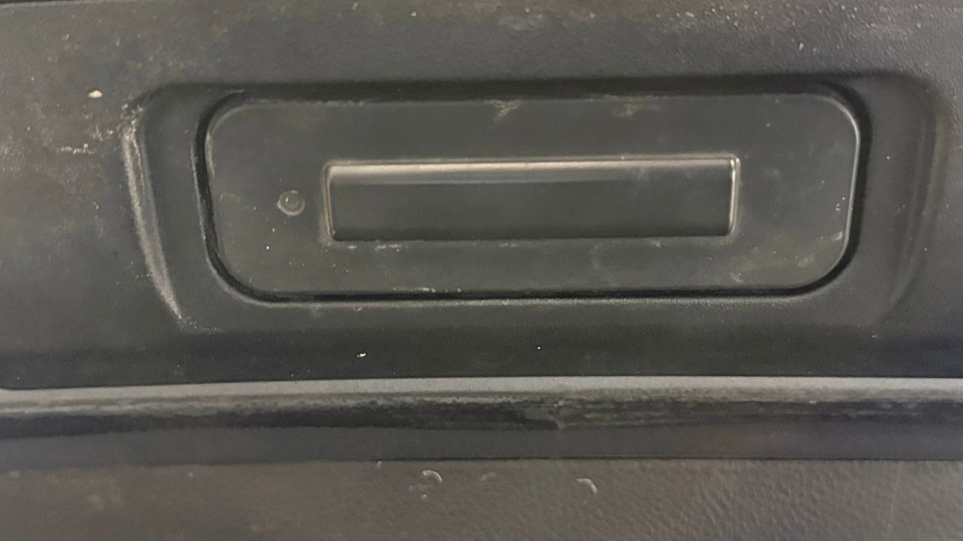 Used 2020 Chevrolet Traverse LT image 25