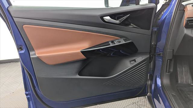 Used 2022 Volkswagen ID.4 Pro S w/ Gradient Package image 13