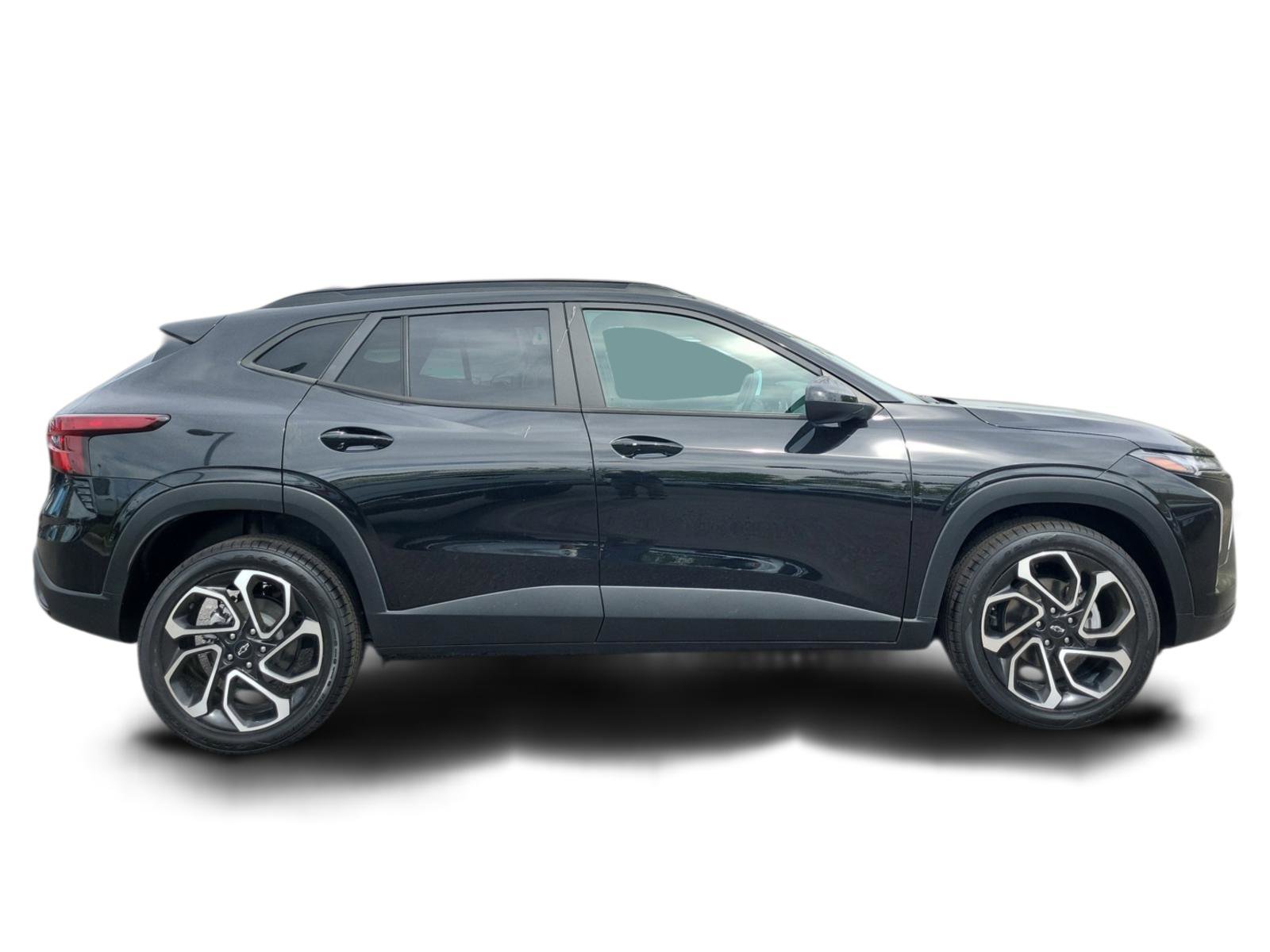 Certified 2024 Chevrolet Trax RS w/ Sunroof Package FWD image 2