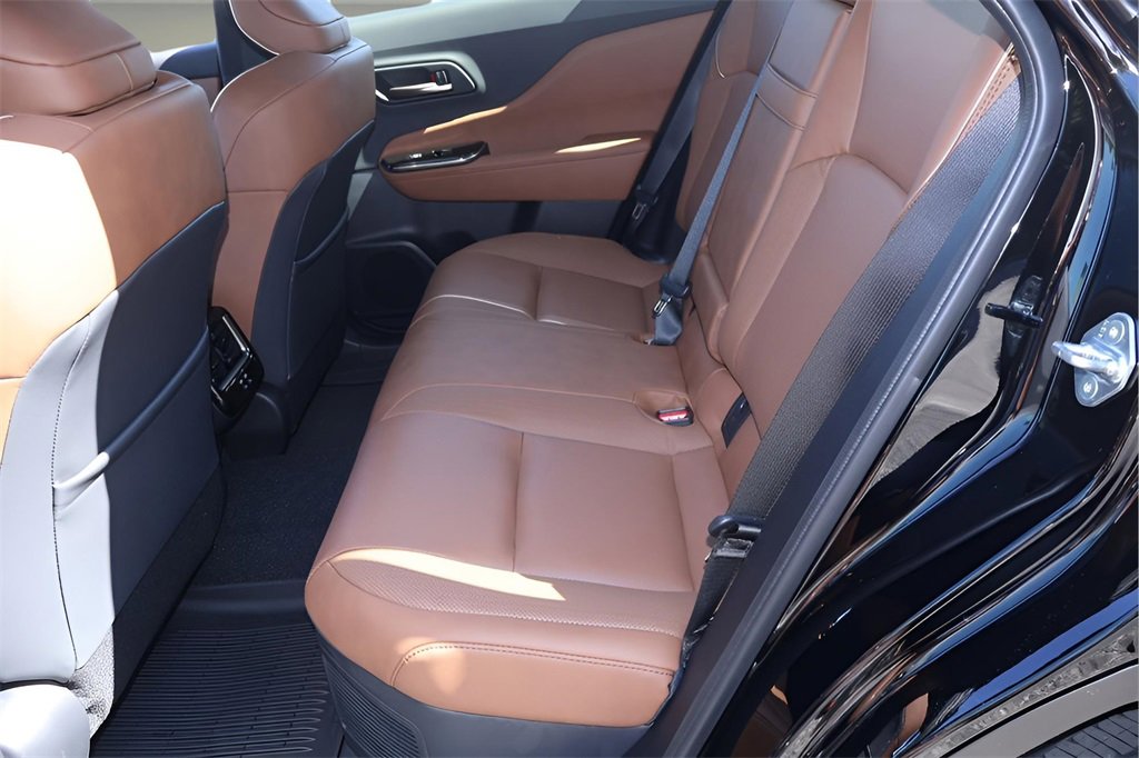 New 2025 Toyota Crown Signia image 23