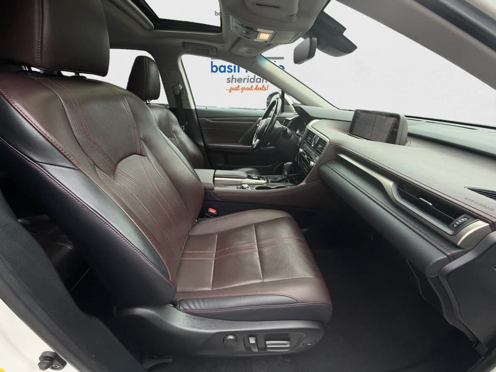 Used 2019 Lexus RX 350L Luxury w/ Accessory Package AWD/4WD image 19