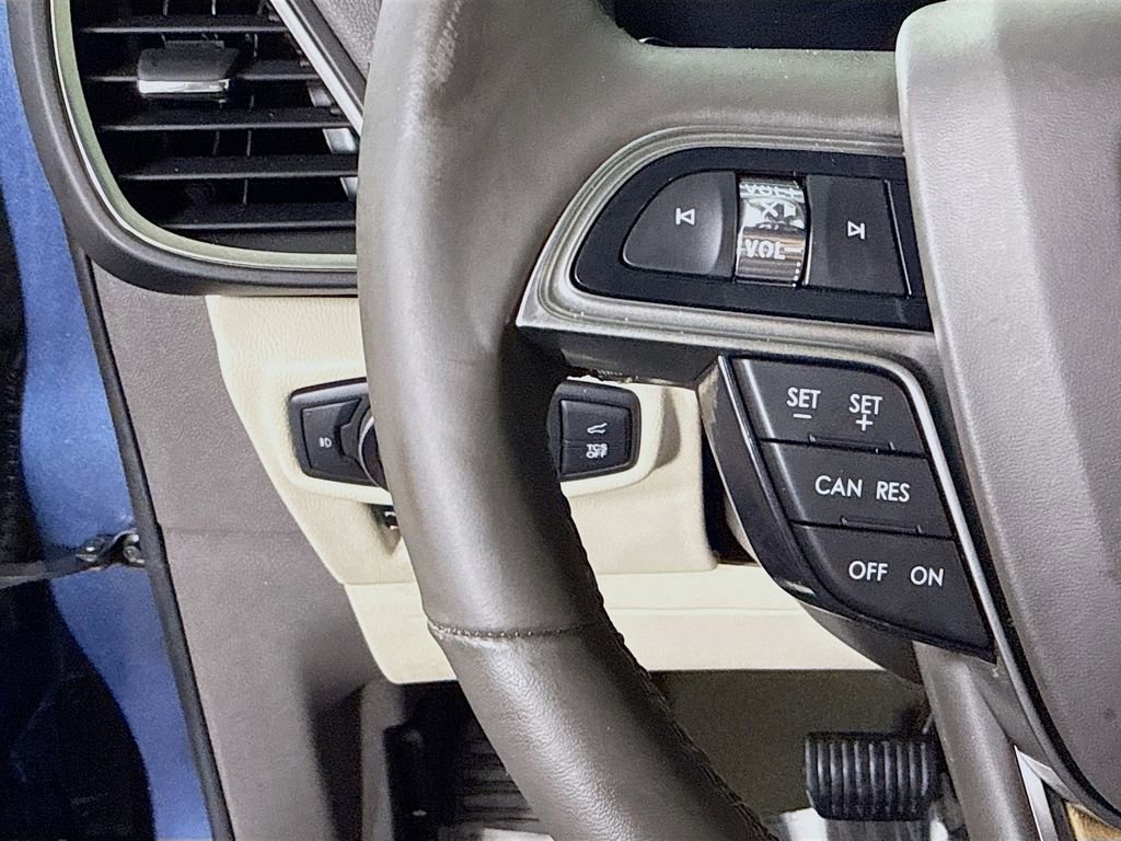 Used 2019 Lincoln Nautilus Reserve image 21