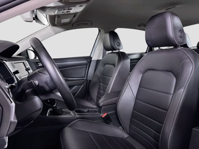 Certified 2024 Volkswagen Jetta SE FWD image 24
