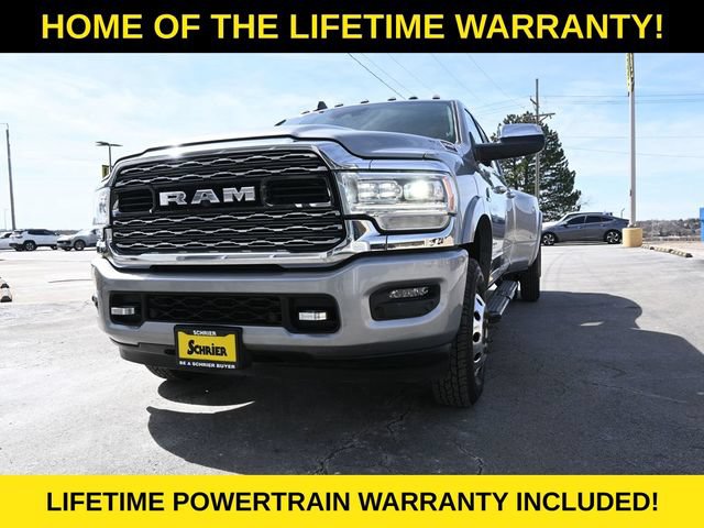 Used 2022 RAM 3500 Limited AWD/4WD image 2