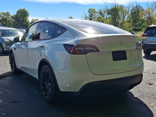 Used 2021 Tesla Model Y Long Range AWD/4WD image 5