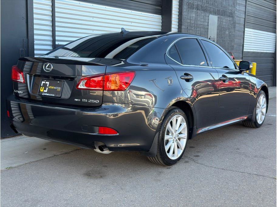 Used 2009 Lexus IS 250 AWD image 9