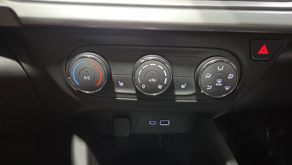 New 2026 Chevrolet Trax LS w/ LS Convenience Package FWD image 14
