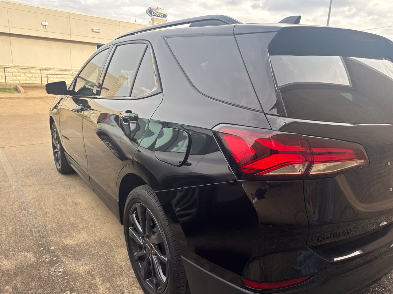 Used 2024 Chevrolet Equinox RS FWD image 7