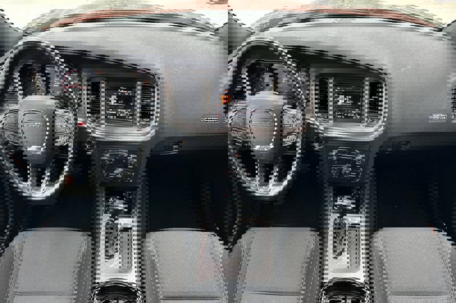 Used 2021 Dodge Charger SXT w/ Blacktop Package image 4