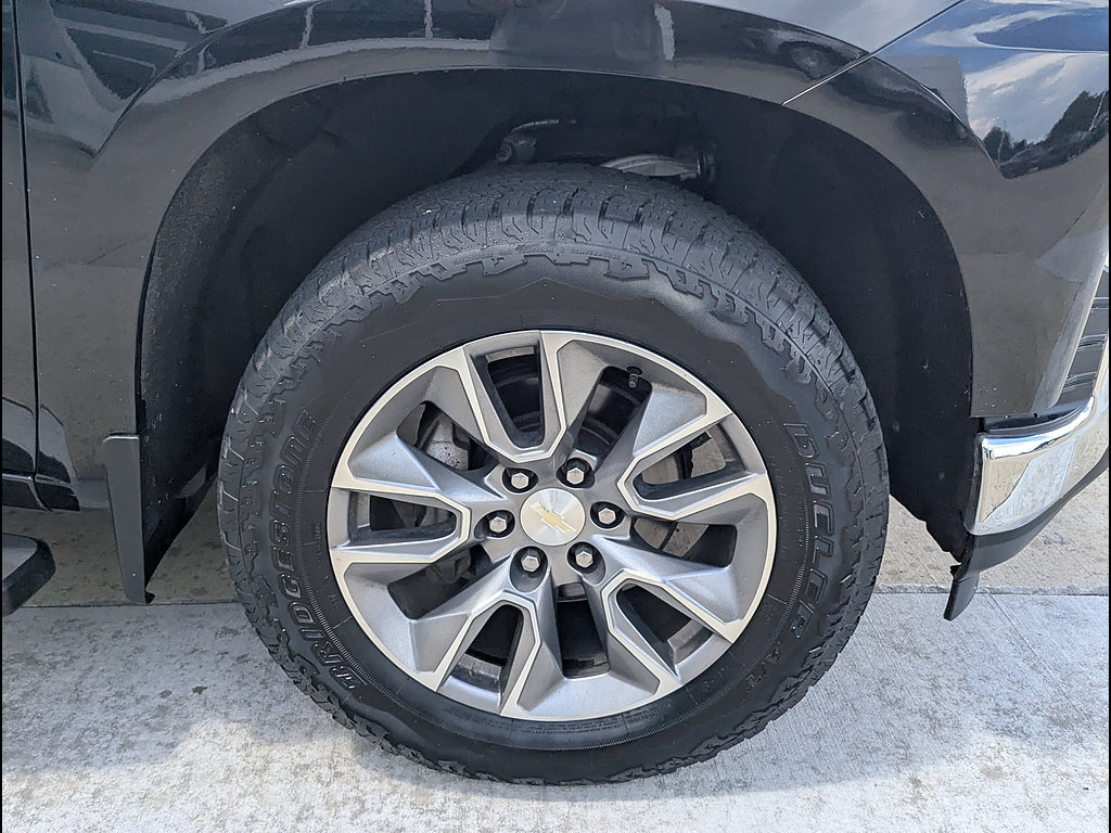 Used 2019 Chevrolet Silverado 1500 LT w/ All-Star Edition AWD/4WD image 17