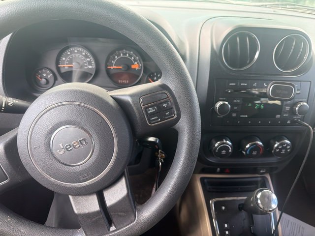 Used 2014 Jeep Patriot Sport w/ Power Value Group FWD image 5