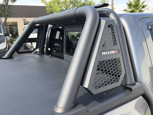 Used 2022 Nissan Frontier Pro-X RWD image 17