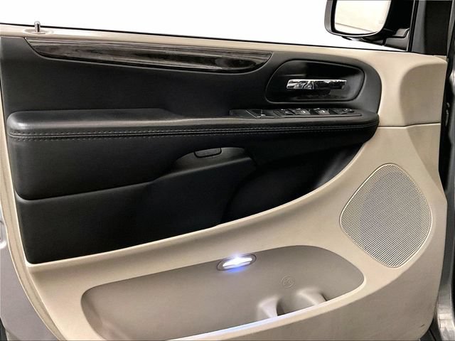 Used 2017 Dodge Grand Caravan SE w/ Power Window Group FWD image 23
