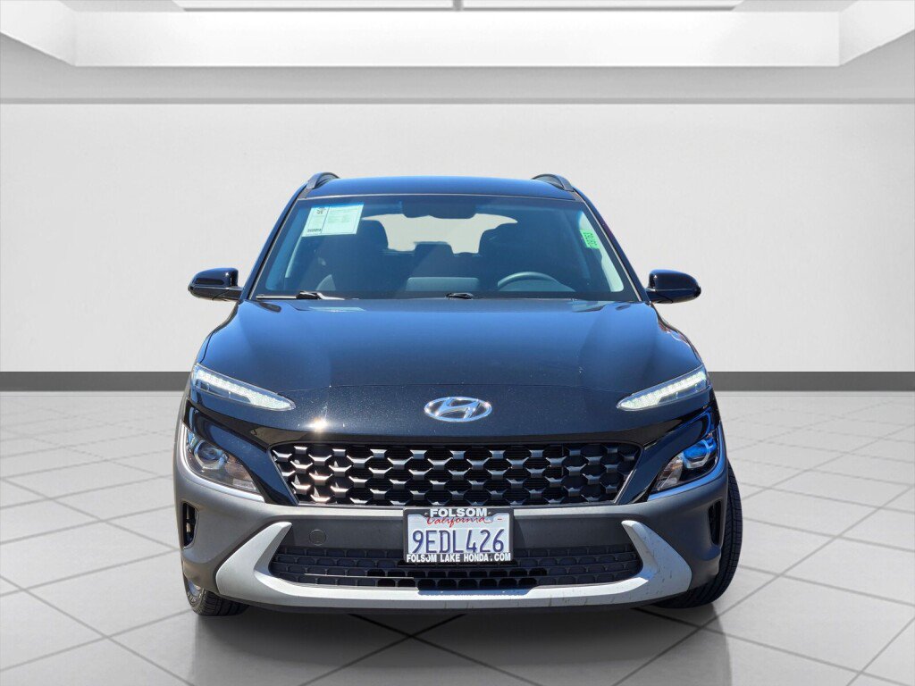 Used 2023 Hyundai Kona SEL w/ Cargo Package AWD/4WD image 2