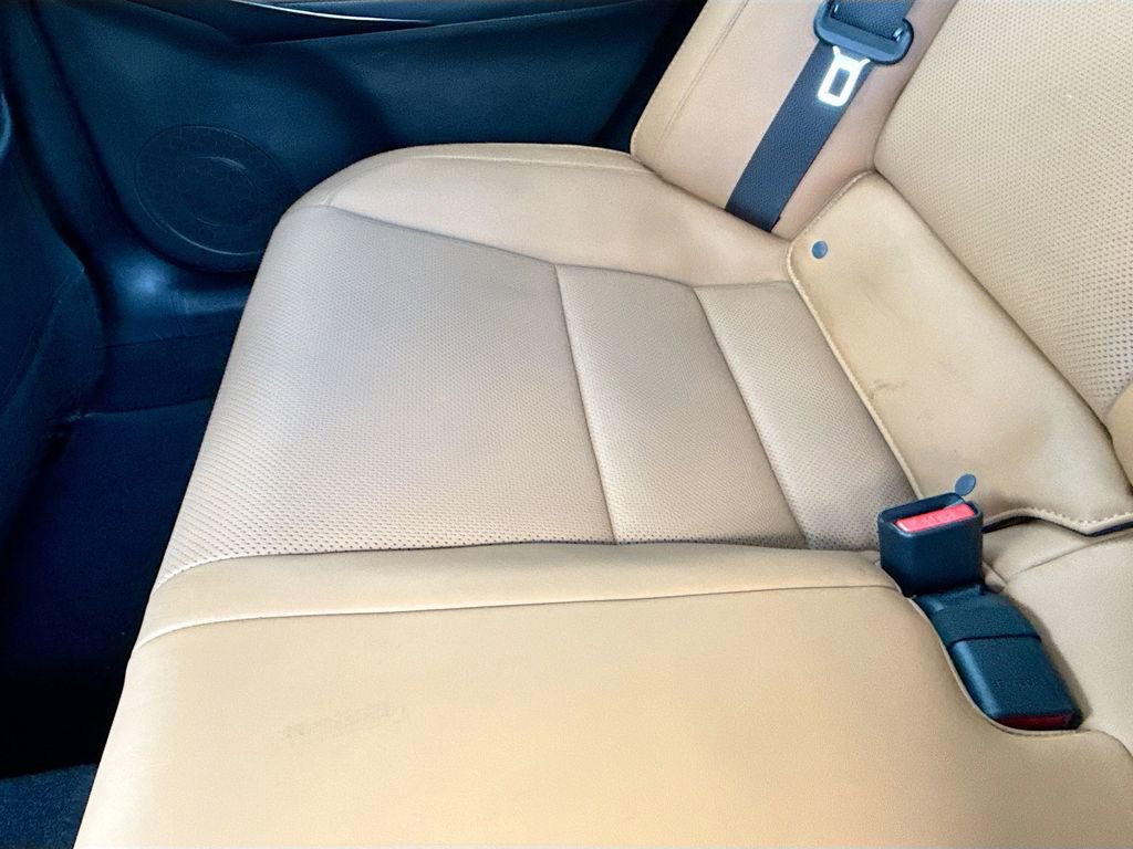 Used 2025 Lexus IS 300 w/ Premium Package RWD image 29