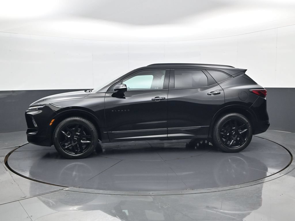 Used 2025 Chevrolet Blazer RS w/ Driver Confidence II Package AWD/4WD image 8