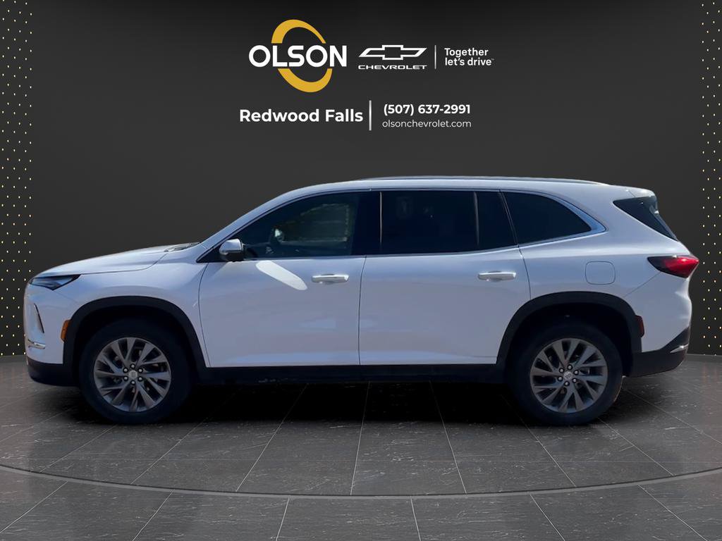 Used 2026 Buick Enclave Preferred AWD/4WD image 2