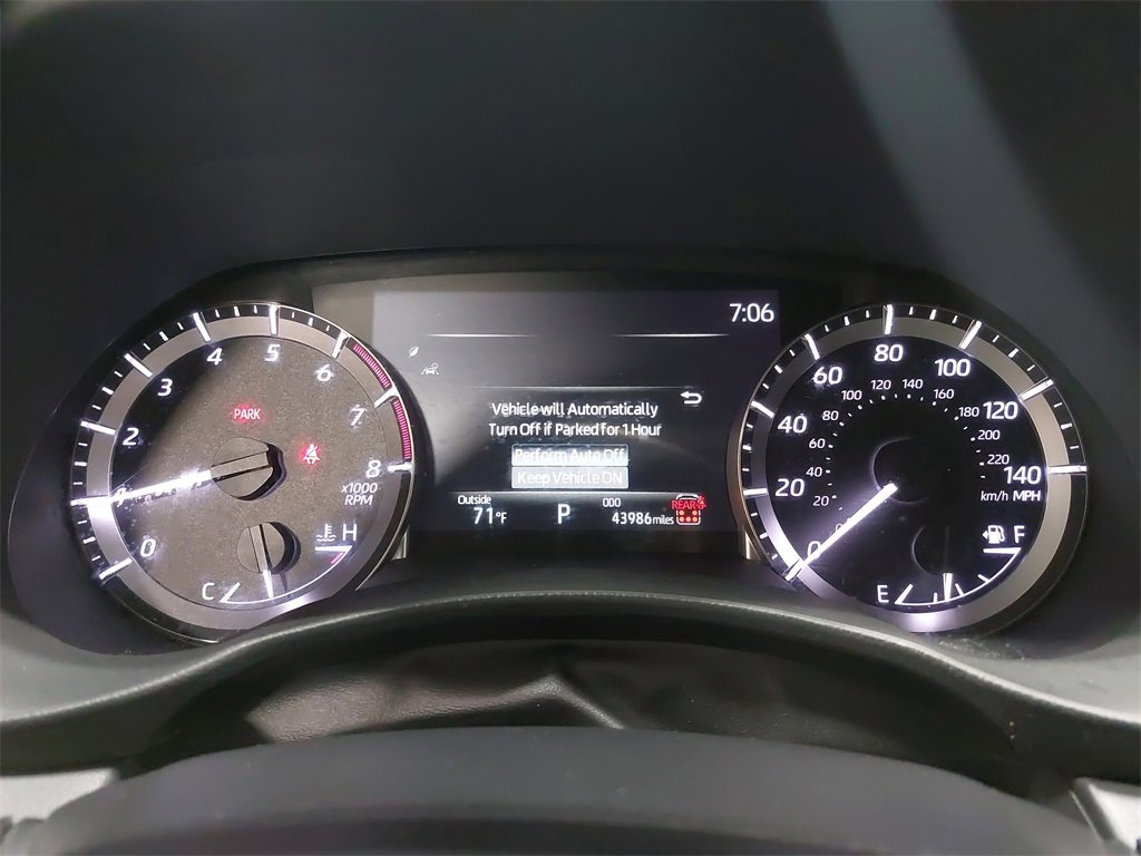 Used 2024 Toyota Highlander LE image 21