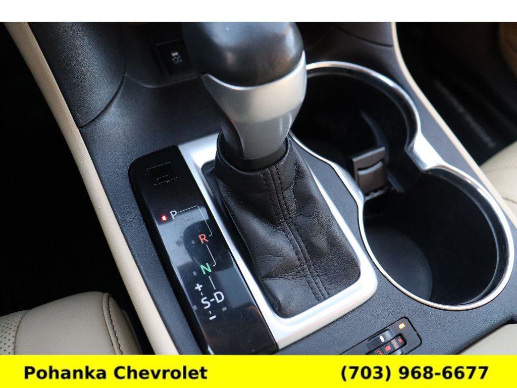 Used 2017 Toyota Highlander Limited image 19