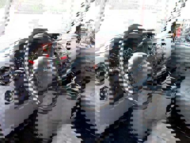 Used 2014 Ford E-350 and Econoline 350 Super Duty RWD image 7