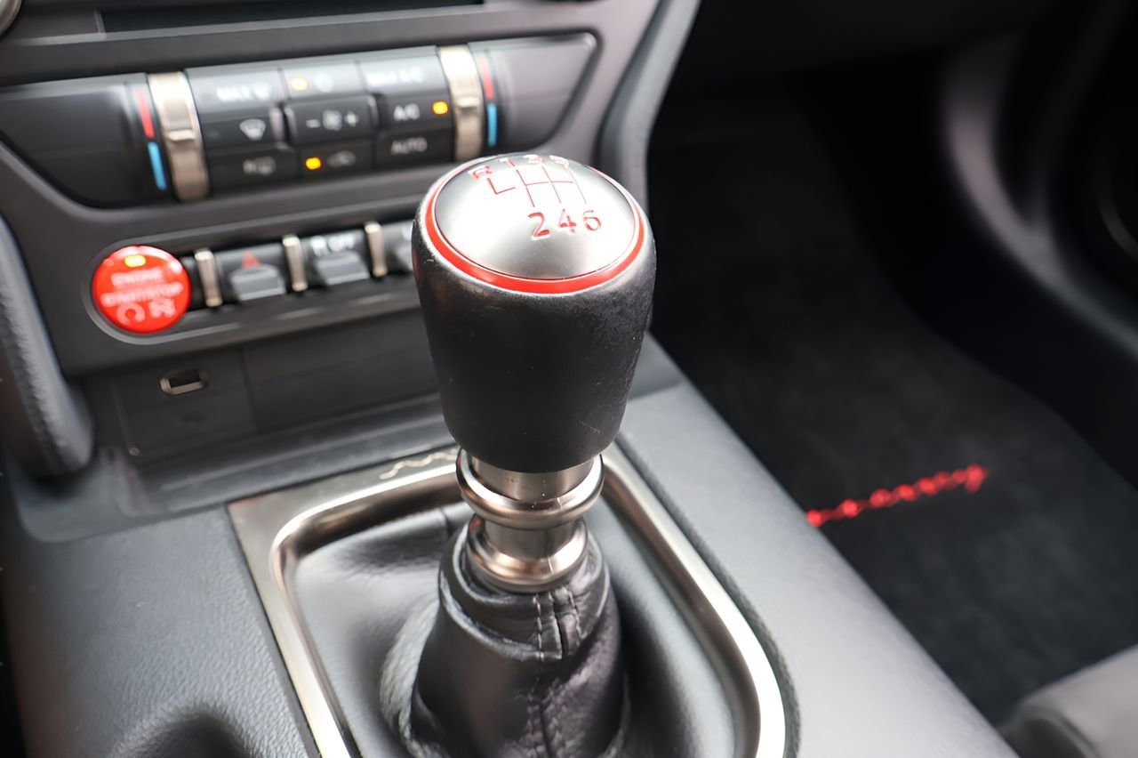 Used 2018 Ford Mustang Shelby GT350R w/ GT350R Equipment Group 920A image 24