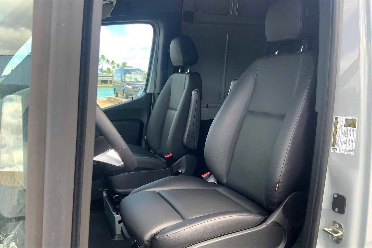New 2025 Mercedes-Benz Sprinter 2500 image 19
