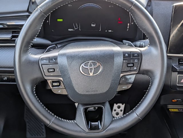 Used 2026 Toyota Camry SE FWD image 13