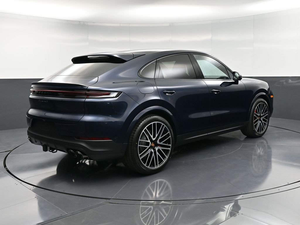 New 2026 Porsche Cayenne S image 8