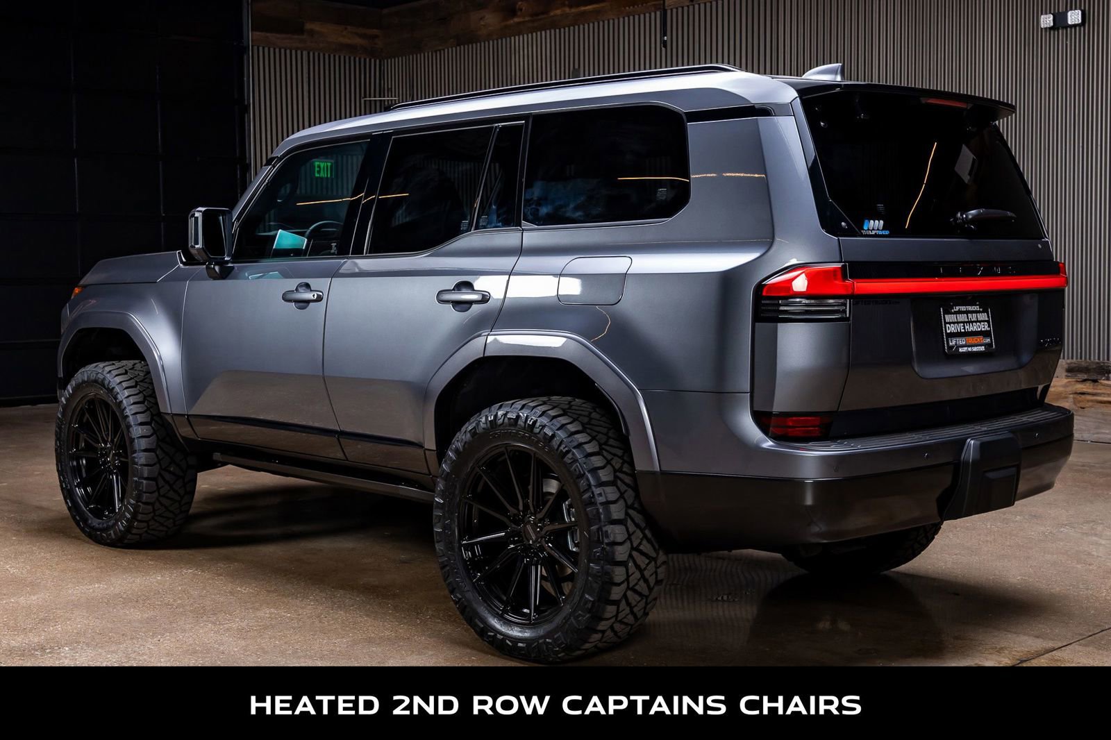 Used 2025 Lexus GX 550 image 7