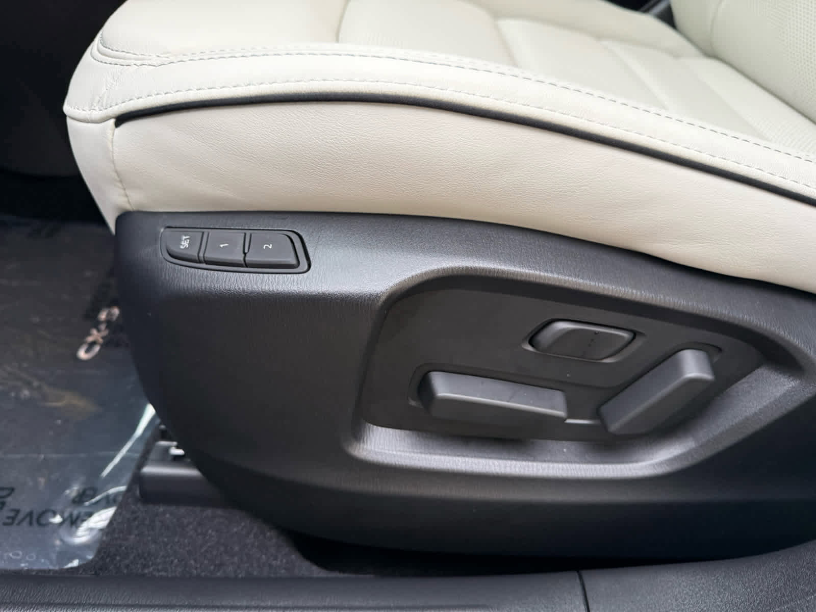 New 2025 MAZDA CX-5 AWD 2.5 S w/ Preferred Package image 5