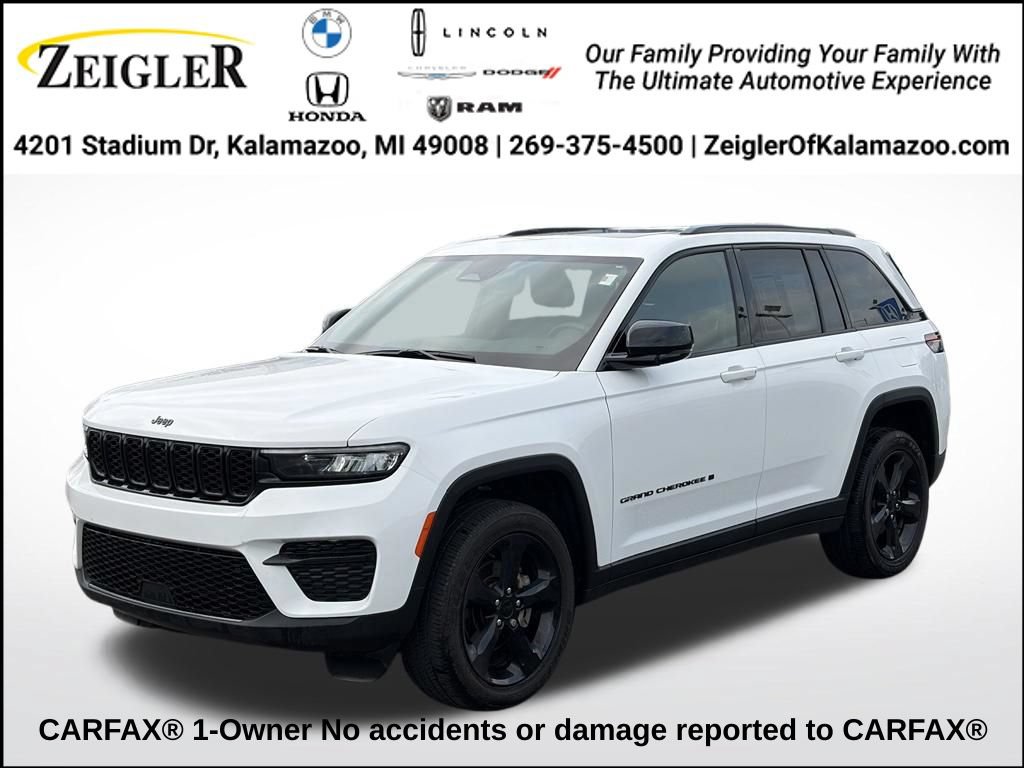 Used 2023 Jeep Grand Cherokee Altitude AWD/4WD image 1