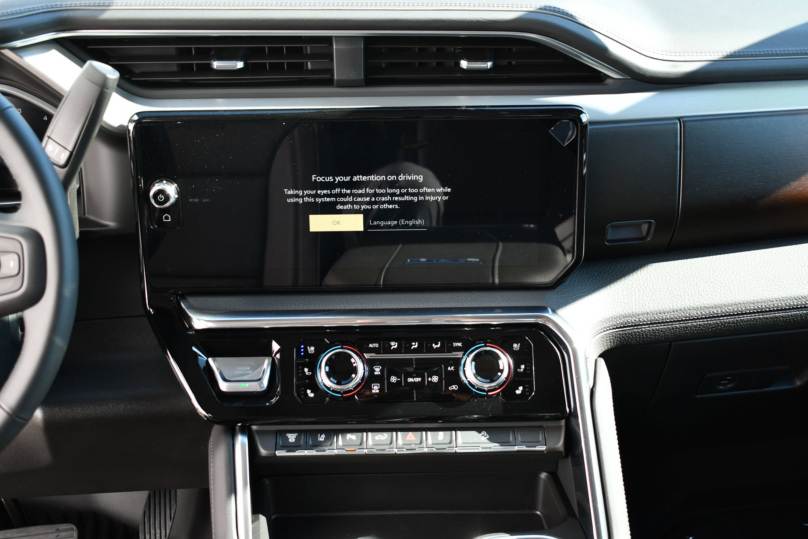 New 2026 GMC Sierra 2500 Denali w/ Denali Reserve Package image 23