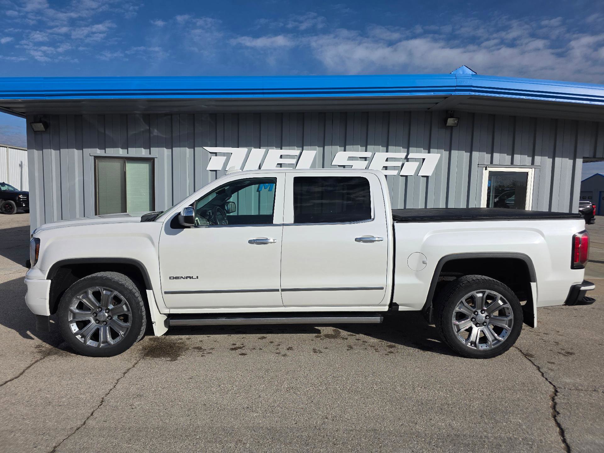 Used 2016 GMC Sierra 1500 Denali w/ Denali Ultimate Package