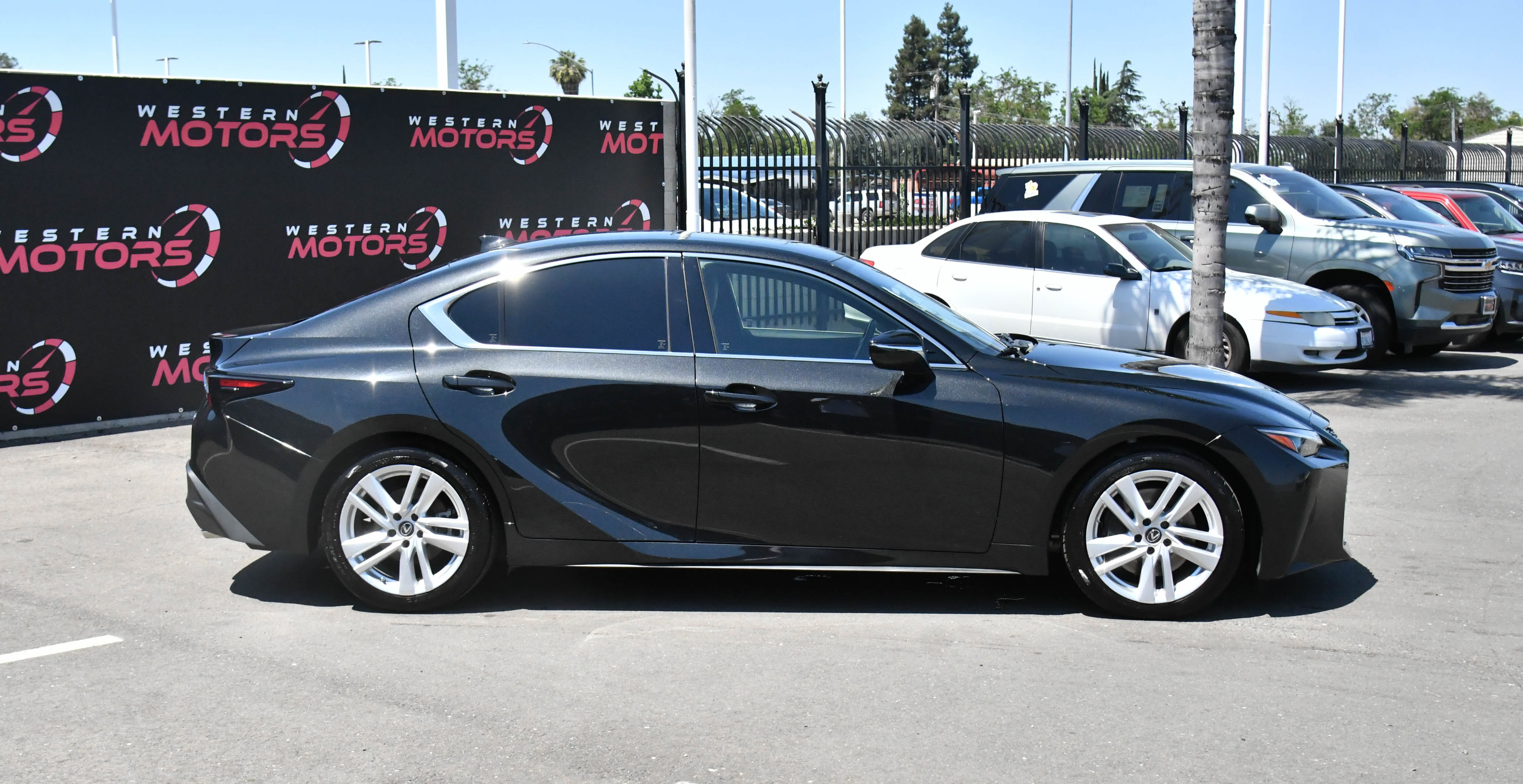 Used 2021 Lexus IS 300 w/ Comfort Package RWD image 9