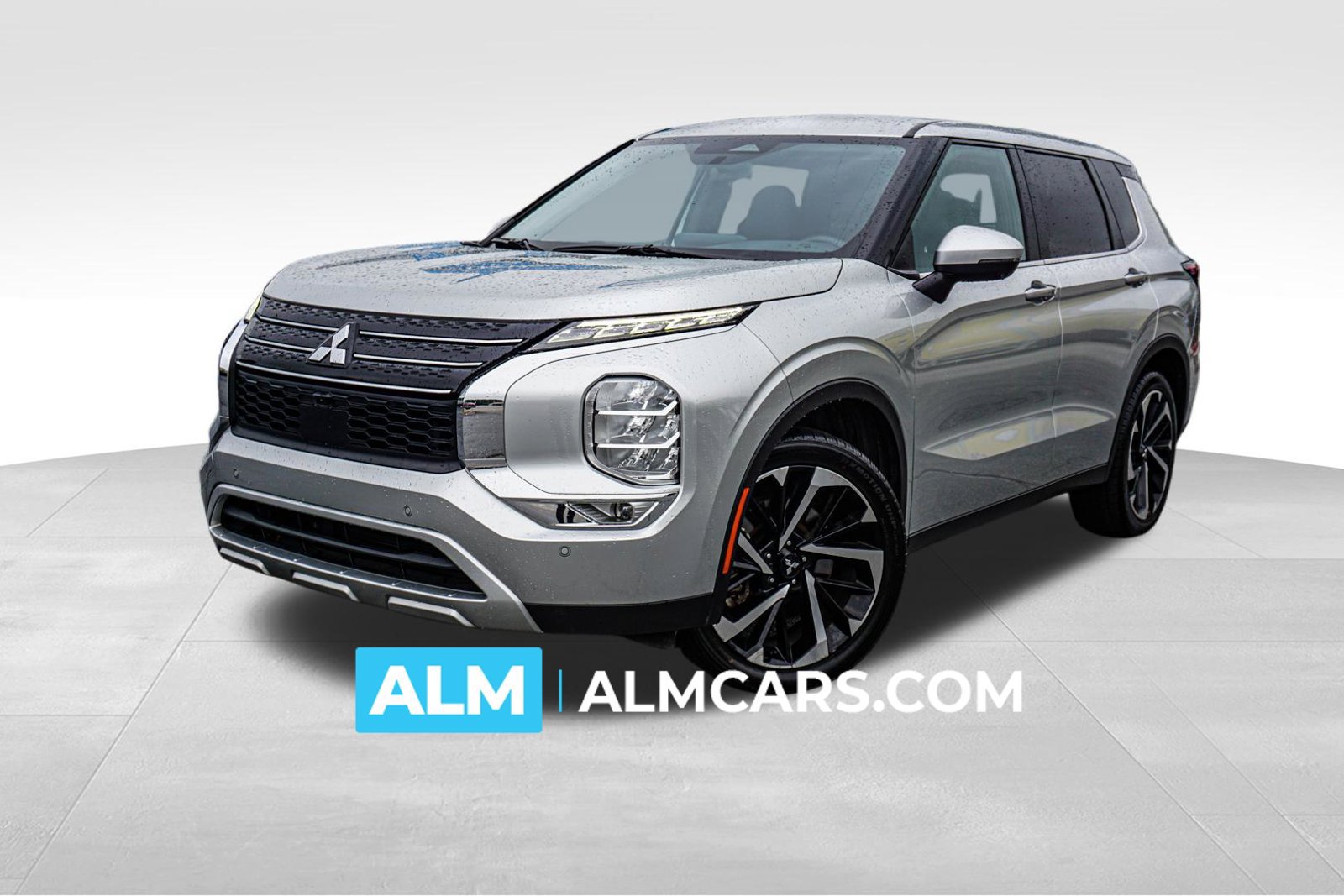 Used 2024 Mitsubishi Outlander SE