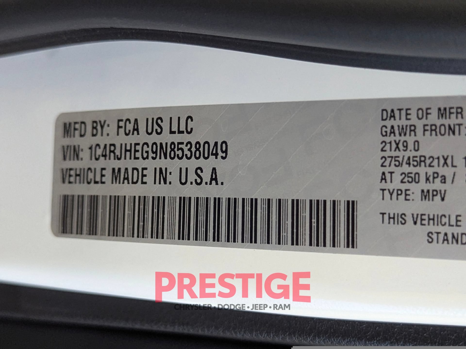 Used 2022 Jeep Grand Cherokee Summit AWD/4WD image 38