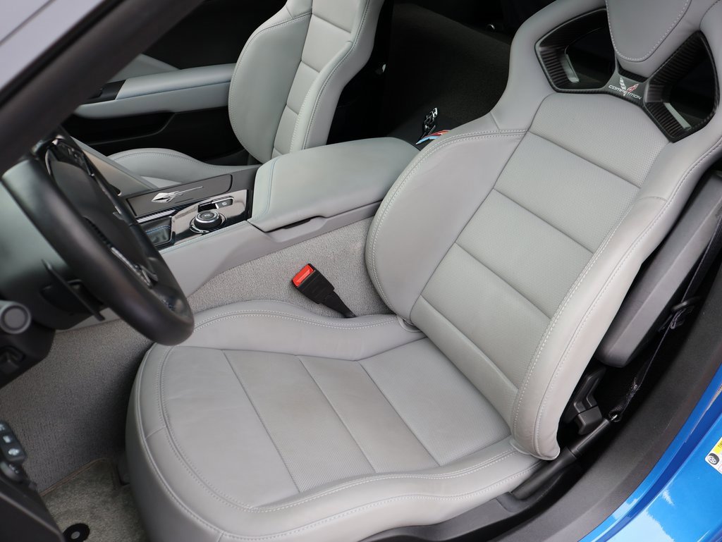 Used 2015 Chevrolet Corvette Stingray Coupe w/ 3LT Preferred Equipment Group image 40