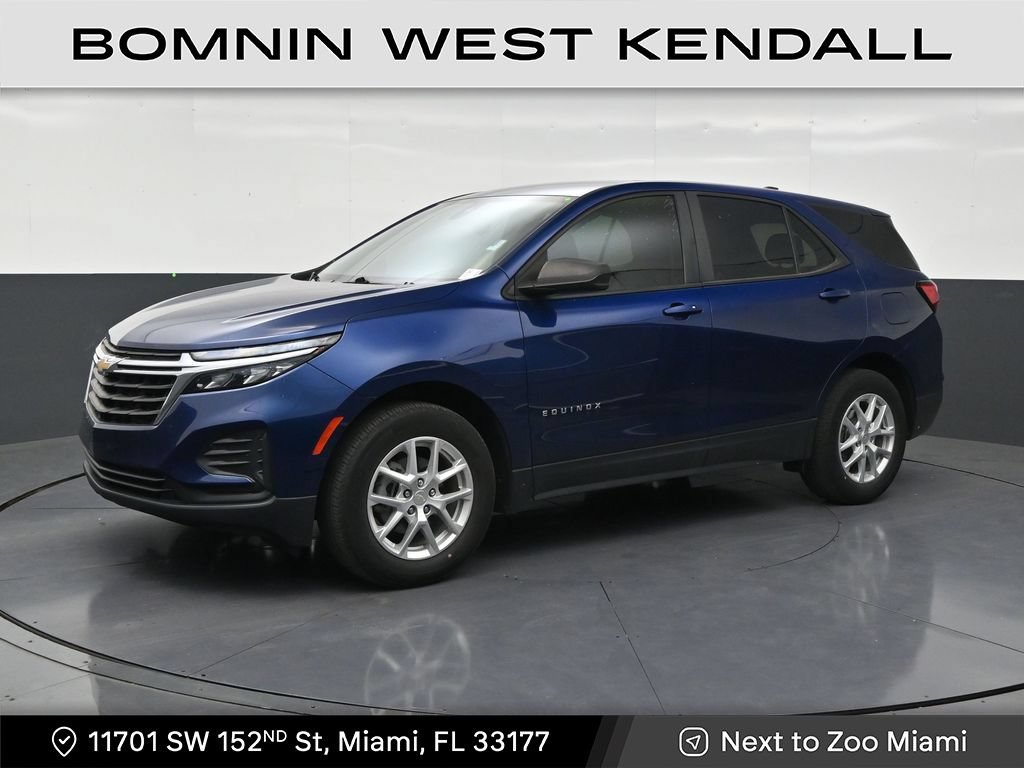 Used 2022 Chevrolet Equinox LS FWD image 1