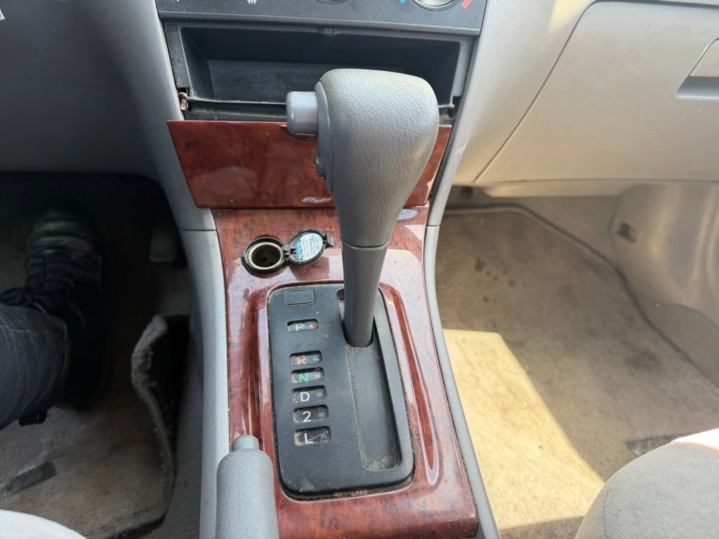 Used 2005 Toyota Corolla LE FWD image 10