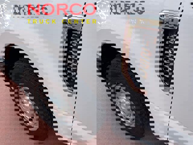 Used 2017 Ford F250 XL w/ Power Equipment Group image 9