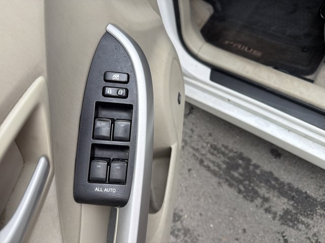 Used 2010 Toyota Prius Three FWD image 11