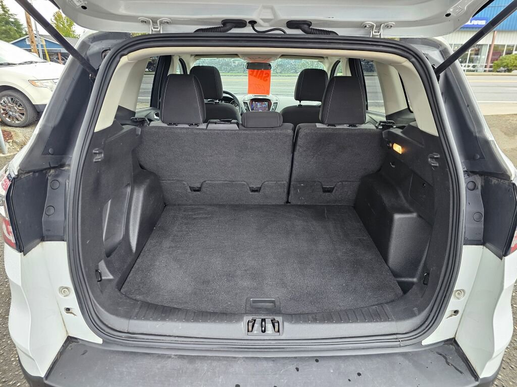 Used 2017 Ford Escape SE w/ Equipment Group 201A image 20