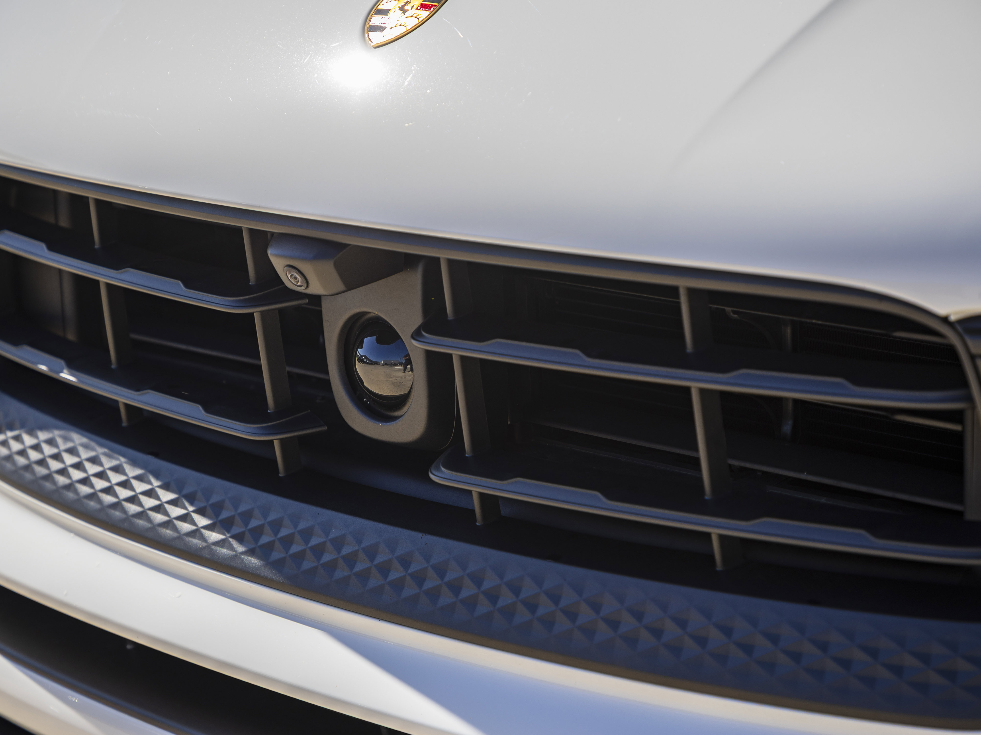 Certified 2025 Porsche Macan image 27